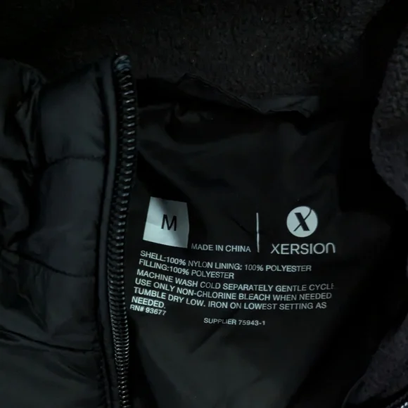 Xersion Black Puffer Jacket Quilted Insulated M - Picture 2 of 4